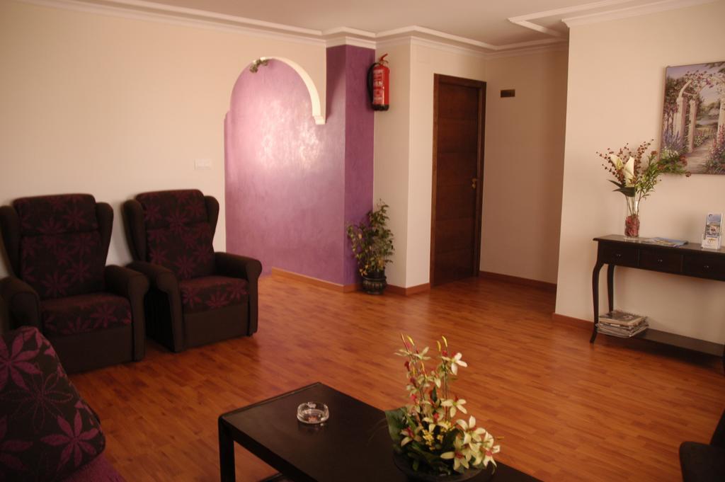 Hostal Cabrera Motril Exterior photo
