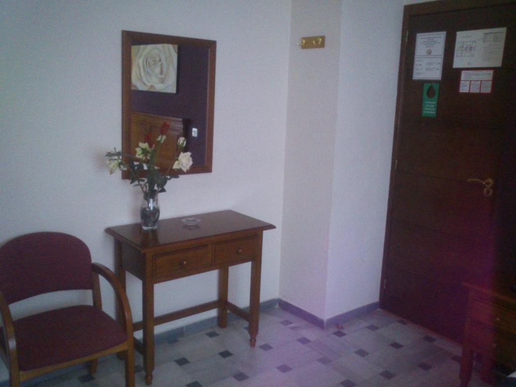 Hostal Cabrera Motril Exterior photo
