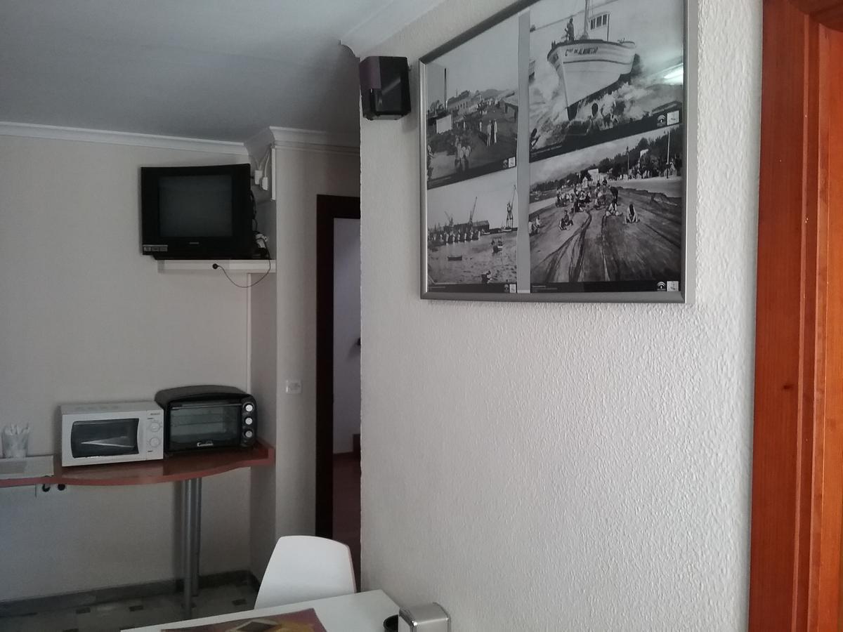 Hostal Cabrera Motril Exterior photo